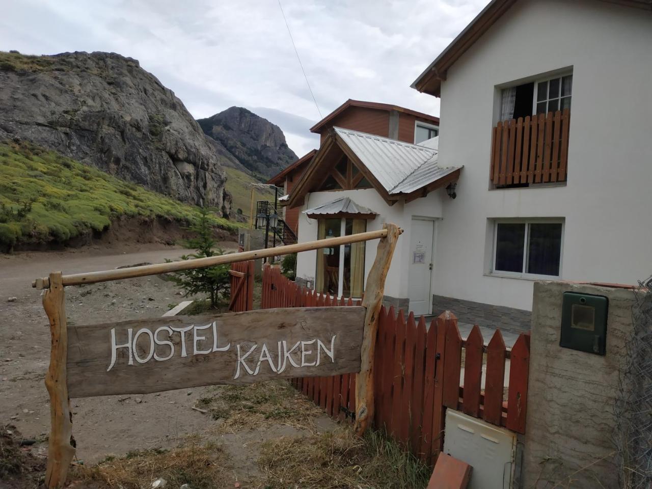 Kaiken - Hostel&Departamentos El Chalten Buitenkant foto